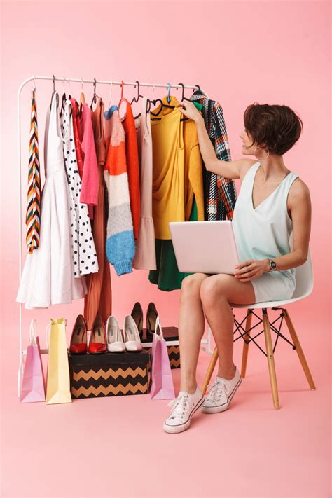 where to sell designer clothing.